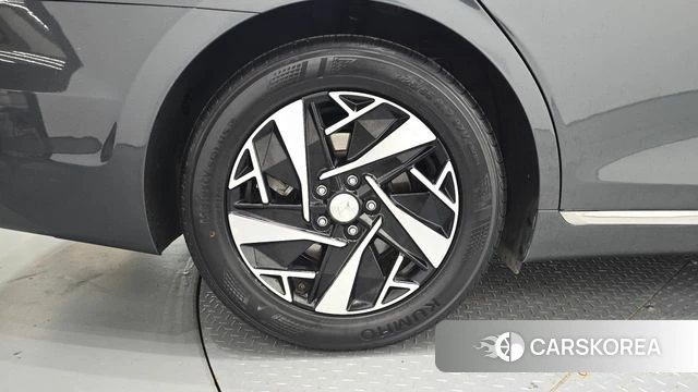 Hyundai The New Grandeur IG Hybrid id 4223915 из Кореи 26