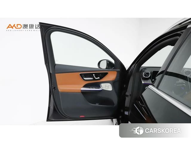 Mercedes-Benz GLC 2025 Черный из Китая, фото 5