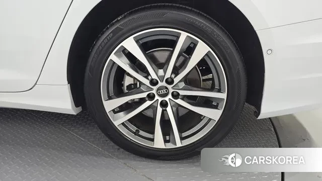 Audi A6 (C8) id 3360187 из Кореи 15