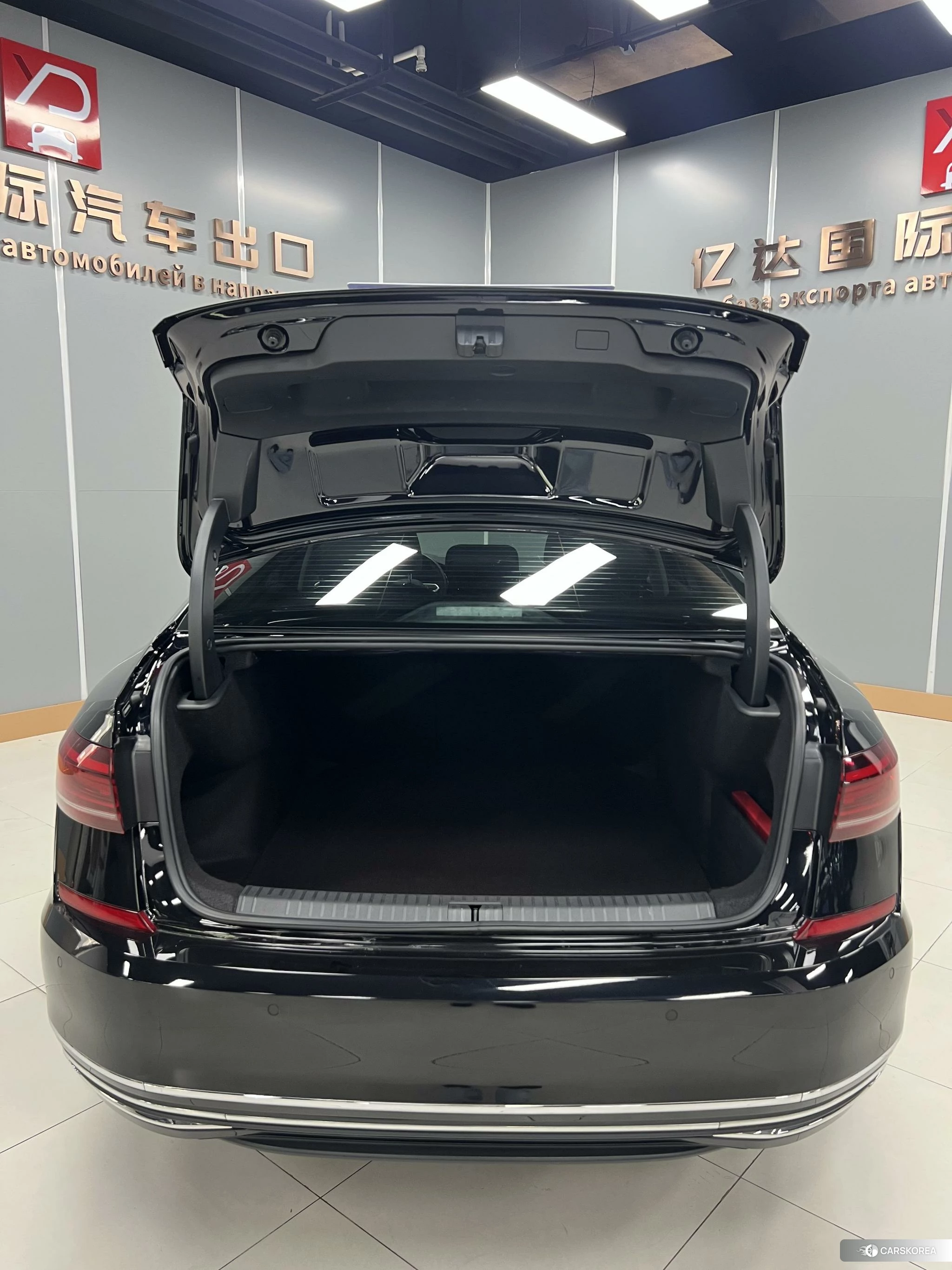 Volkswagen Passat id 4487188 из Китая 22