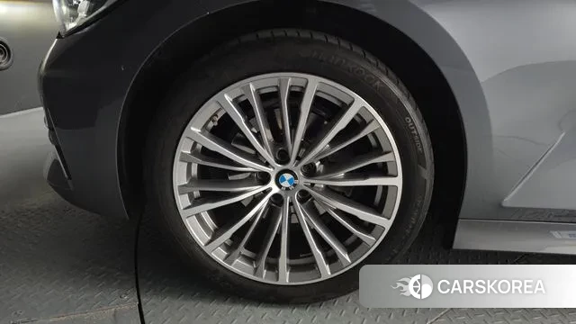 BMW 3 Series (G20) id 3428166 из Кореи 15