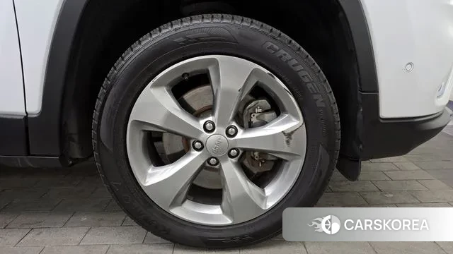 Jeep Cherokee (KL) id 3615947 из Кореи 15