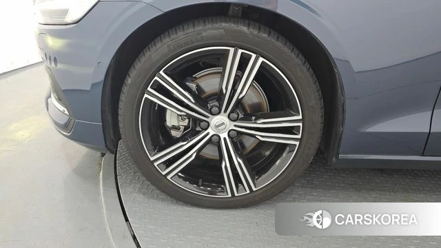 Volvo S60 3rd generation id 4609666 из Кореи 27