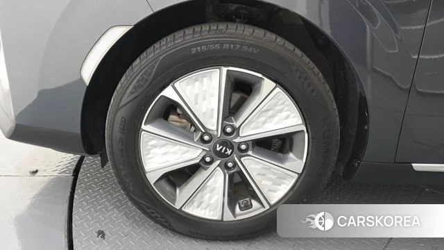 Kia Soul Booster EV id 4250763 из Кореи 25