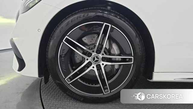 Mercedes-Benz E-Class W214 id 4578418 из Кореи 29