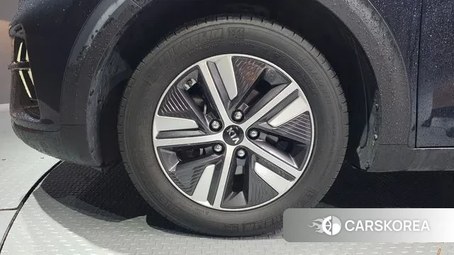 Kia The New Niro id 2940259 из Кореи 15