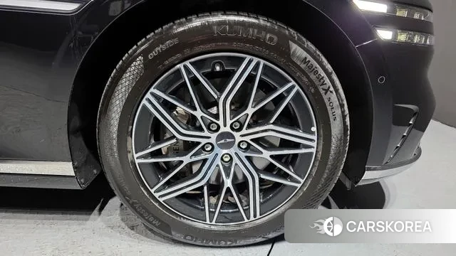 Genesis G90 (RS4) id 3649125 из Кореи 15