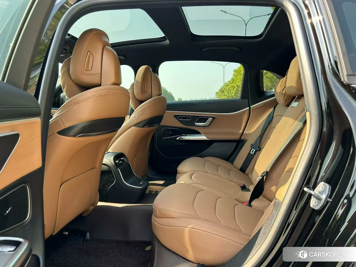 Mercedes-Benz E-class 2023 Черный из Китая, фото 5