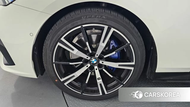 BMW 5 Series (G60) id 4421568 из Кореи 27