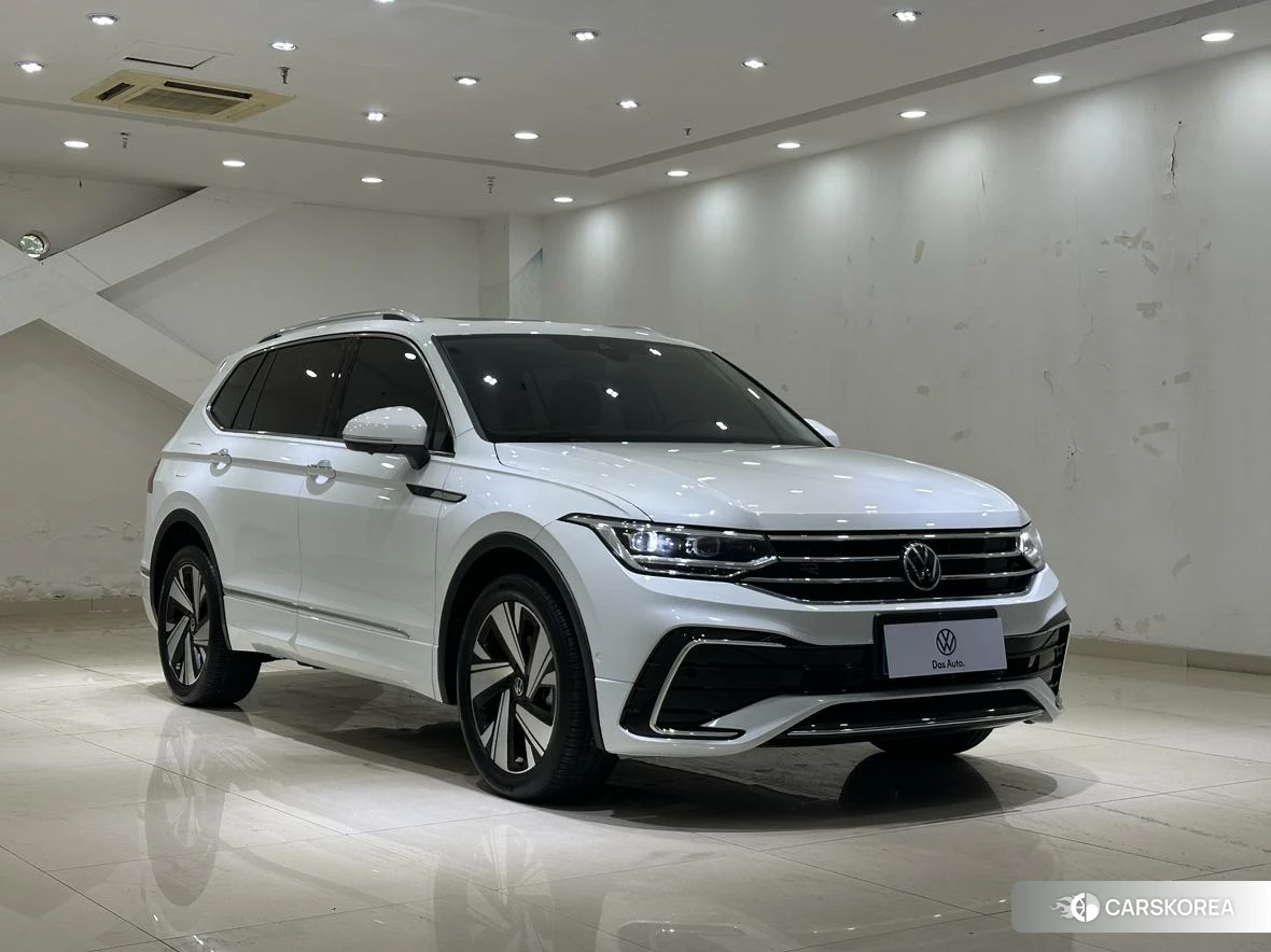 Volkswagen Tiguan L id 4513736 из Китая 9