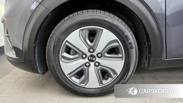 Kia The New Niro id 3965657 из Кореи 15