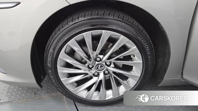 Lexus ES300h 7th generation id 3507988 из Кореи 15