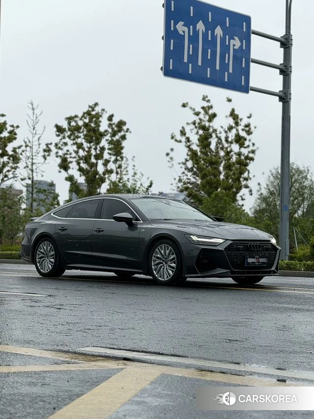 Audi A7 id 4240839 из Китая 9