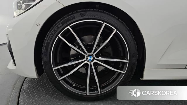 BMW 3 Series (G20) id 4687610 из Кореи 29