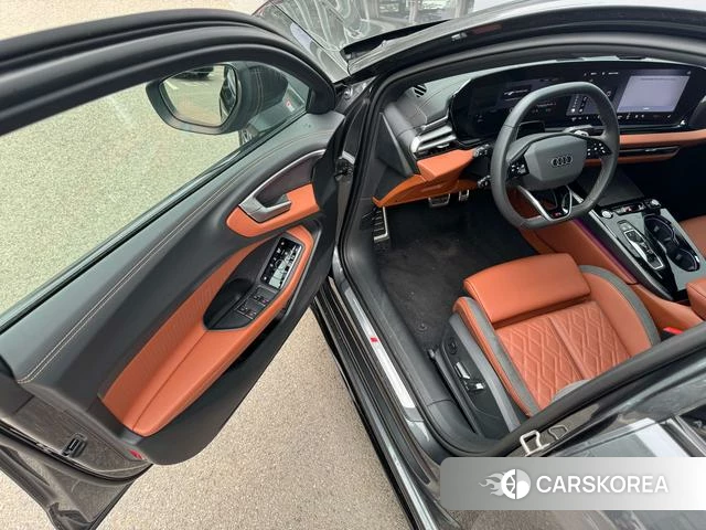 Audi A5L id 4307100 из Китая 22