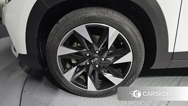 Kia Seltos id 3155817 из Кореи 15