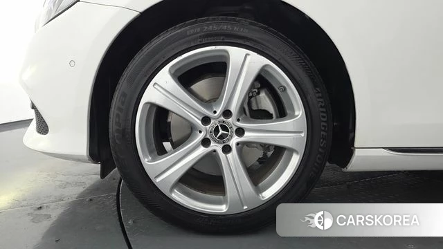 Mercedes-Benz E-Class W213 id 4508666 из Кореи 15