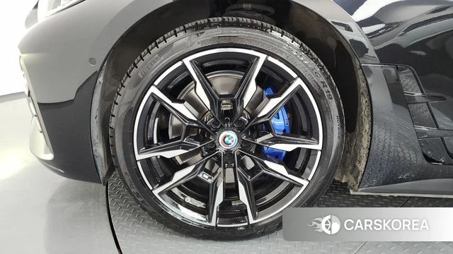 BMW i4 id 4337493 из Кореи 31
