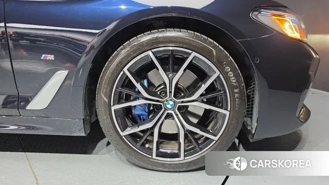 BMW 5 Series (G30) id 3447518 из Кореи 15