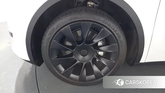 Tesla Model Y id 2974233 из Кореи 15