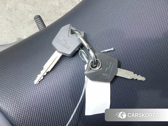 Kawasaki NINJA 400R id 3946826 из Японии 21