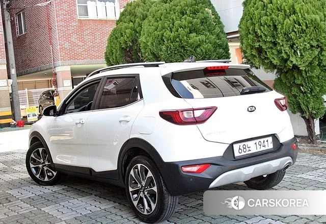 Kia Stonic id 3748473 из Кореи 15