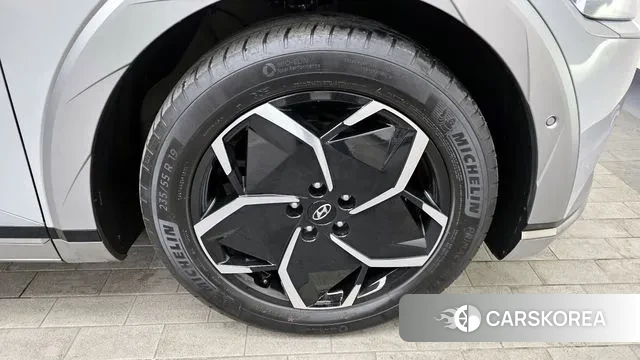 Hyundai Ionic 5 id 3597569 из Кореи 15