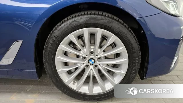 BMW 5 Series (G30) id 3771990 из Кореи 15