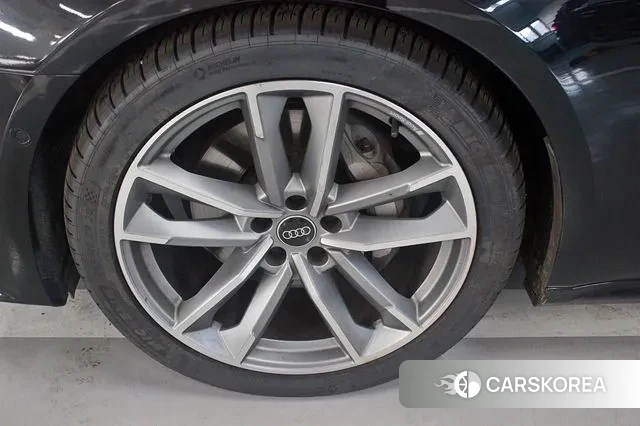 Audi A7 (4K) id 3716357 из Кореи 15