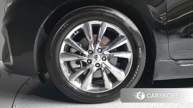 Kia The New Carnival id 4937535 из Кореи 32