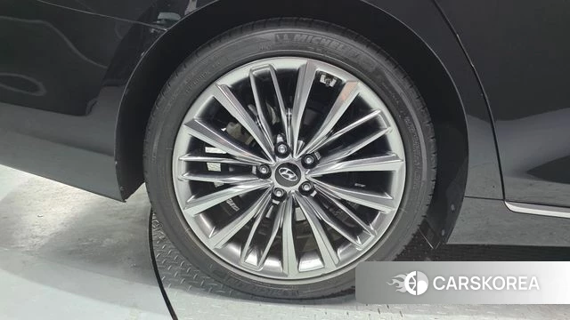 Hyundai Grandeur IG id 4188535 из Кореи 29