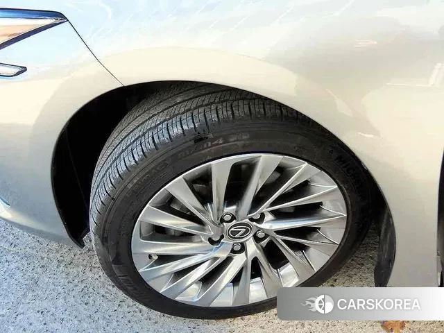 Lexus ES300h 7th generation id 3428920 из Кореи 14