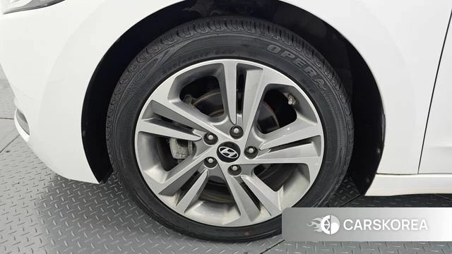Hyundai Avante AD id 4574415 из Кореи 15