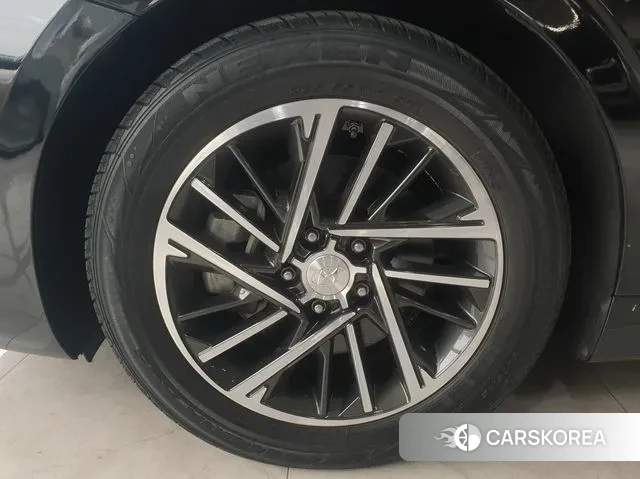 Hyundai The New Grandeur IG id 3454312 из Кореи 15