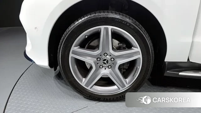 Mercedes-Benz GLE - Class W166 id 3622670 из Кореи 15