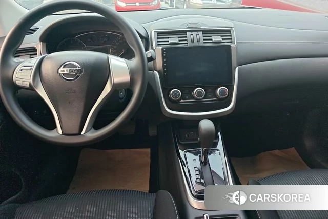 Nissan TIIDA id 4258909 из Китая 12