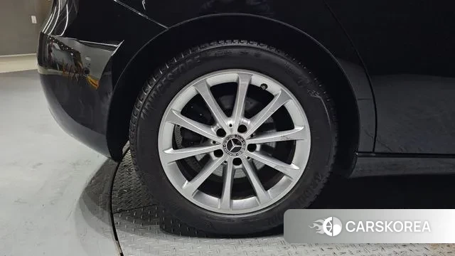 Mercedes-Benz A-Class W177 id 3687035 из Кореи 15