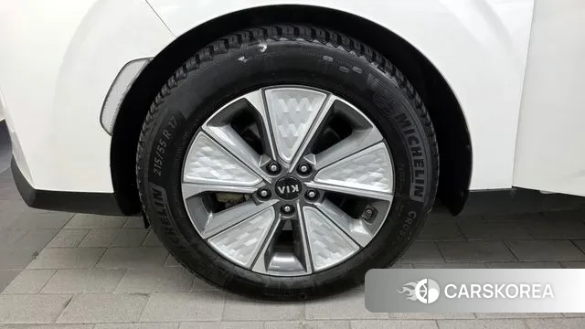 Kia Soul Booster EV id 3444716 из Кореи 15