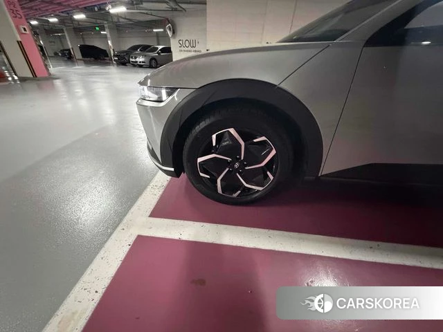 Hyundai Ionic 5 2022 Серебристо-серый из Кореи, фото 6