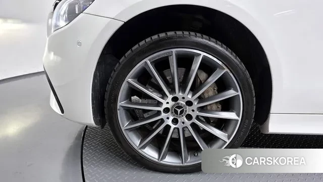 Mercedes-Benz E-Class W213 id 3640454 из Кореи 15