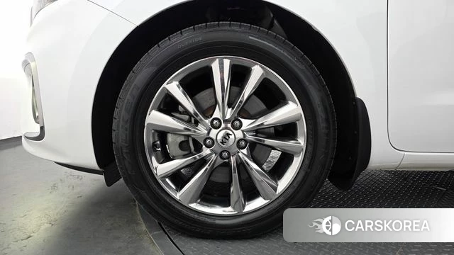 Kia The New Carnival id 3834353 из Кореи 15