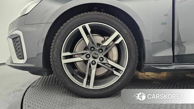 Audi A4 (B9) id 4585983 из Кореи 15