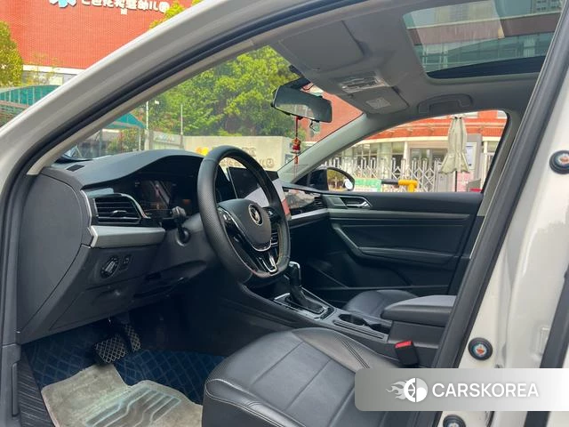 Volkswagen Lavida 2021 Белый из Китая, фото 5