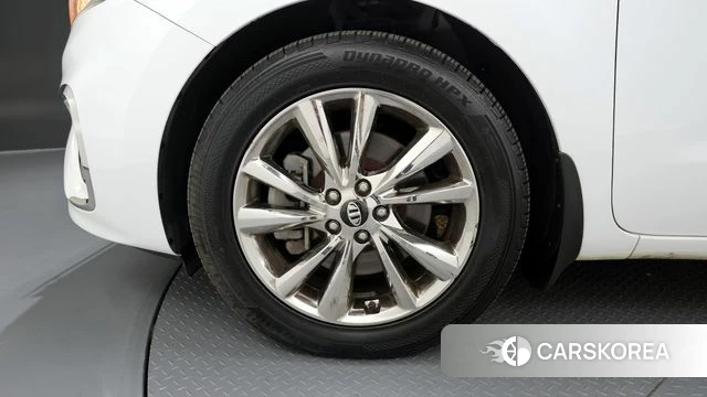 Kia The New Carnival id 3937201 из Кореи 15