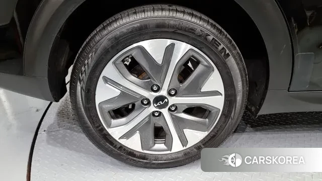 Kia Niro Plus id 3447703 из Кореи 15