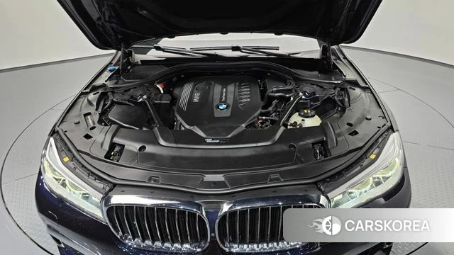 BMW 7 Series (G11) id 4403423 из Кореи 29