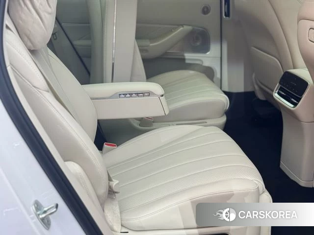 AITO Ask the world M8 id 3920571 из Китая 9