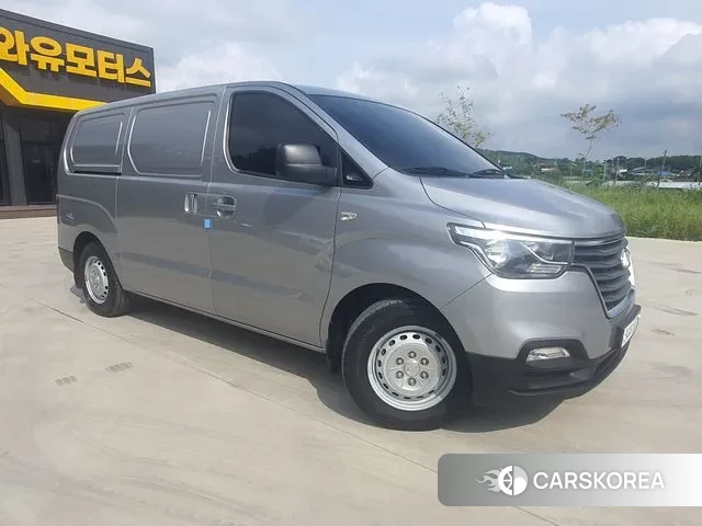 Hyundai The New Grand Starex id 3084907 из Кореи 13