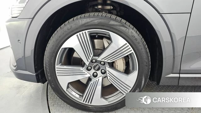 Audi e-Tron id 4231602 из Кореи 32