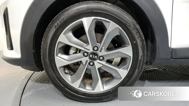 Kia Stonic id 3464579 из Кореи 15